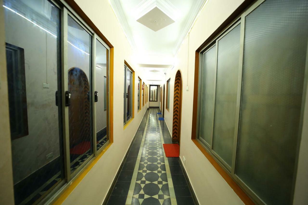 Hotel Shri Swarna'S Palace - A Business Class Hotel Tiruchirappalli Dış mekan fotoğraf